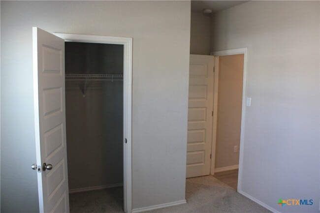 Building Photo - 233 Mossberg Wy