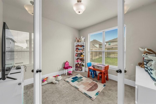 Building Photo - 32927 Franklin Brooks Dr