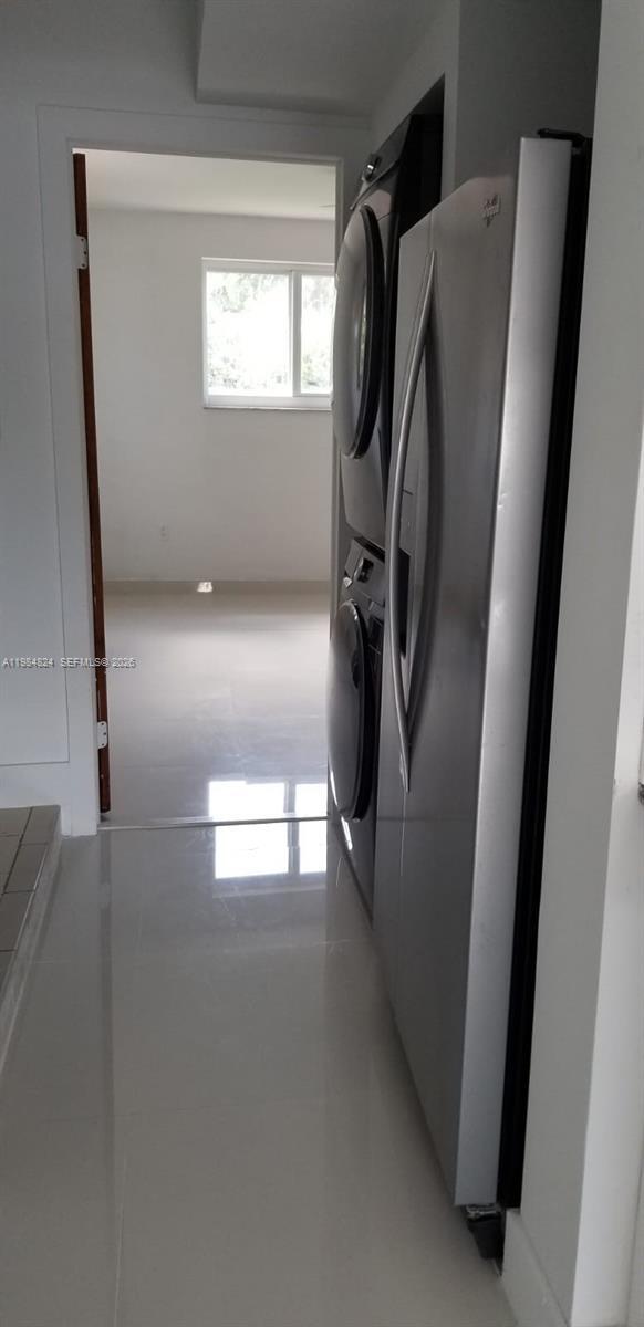 Building Photo - 6300 SW 21st St