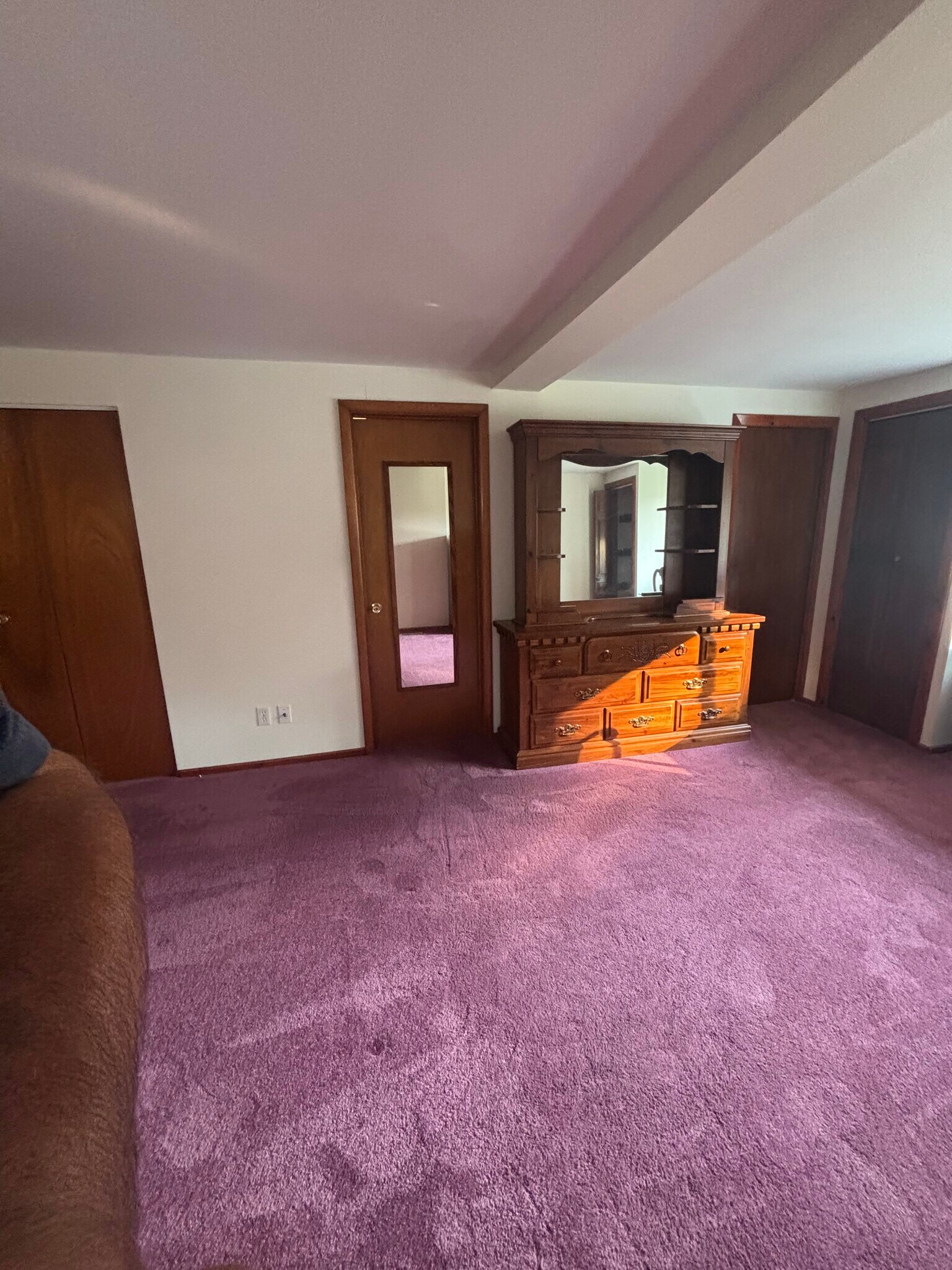 Building Photo - 225 Fairhaven Dr