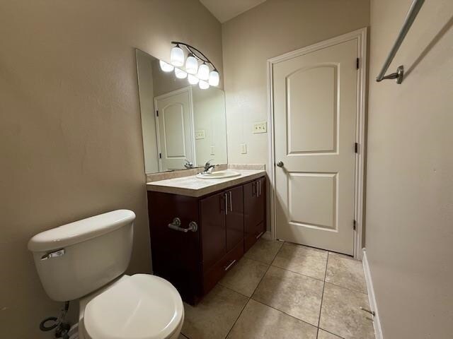 Building Photo - 710 Alta Vista Dr