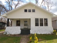 Building Photo - 3105 Avenue D