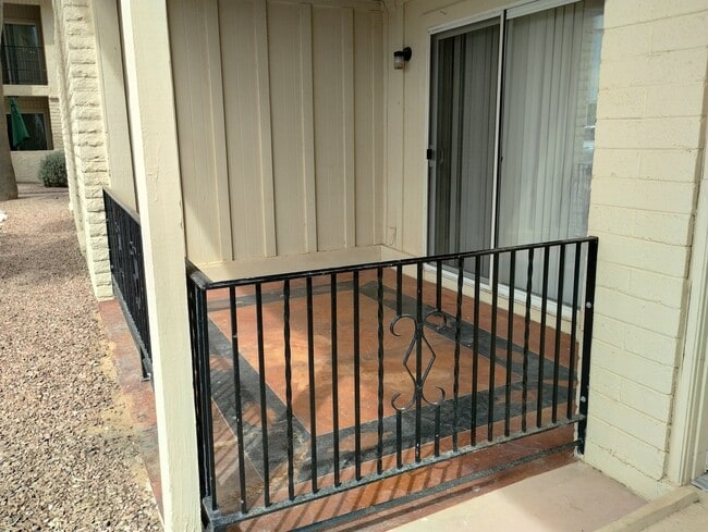 Building Photo - 15551 Sunland Gin Rd