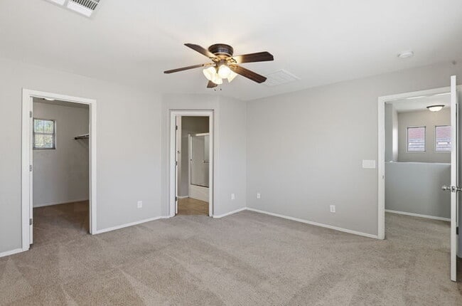 Building Photo - 2737 S Cupertino Dr