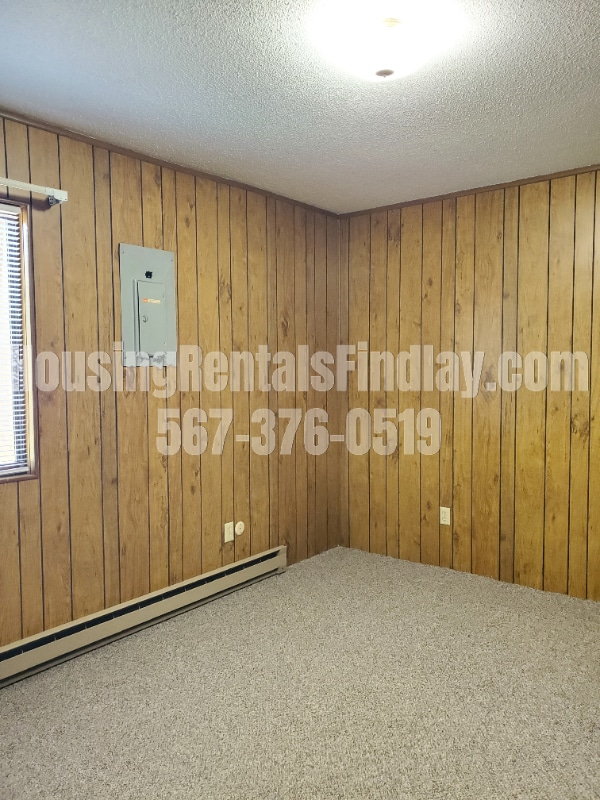 Building Photo - 501 N Blanchard St