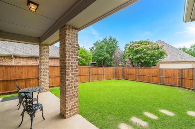 Building Photo - 2116 Chambers Dr