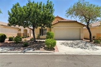 Building Photo - 10950 Crispinio St