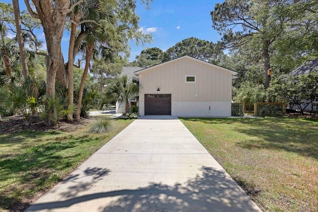 Building Photo - 137 Sparrow Dr