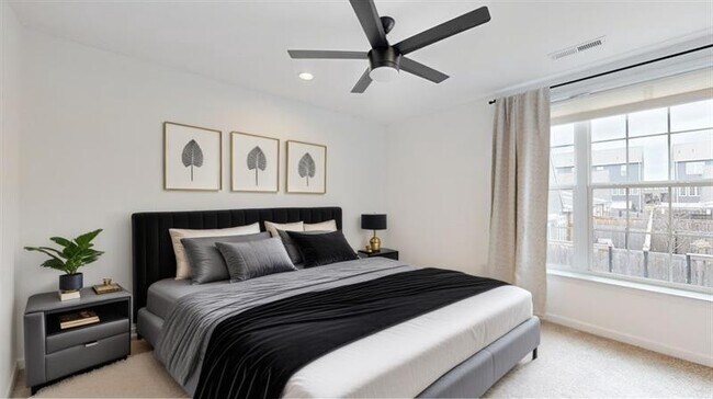 Building Photo - 515 Rodney Ln