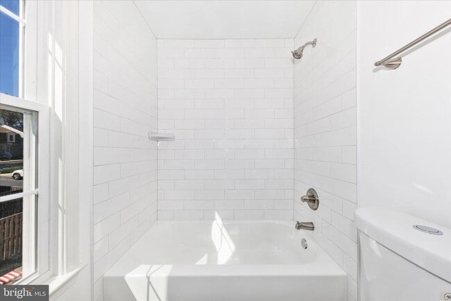 Building Photo - 13303 Country Ridge Dr