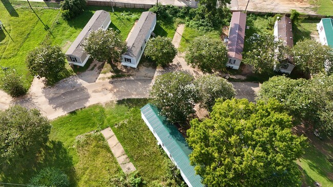 Building Photo - Hidden Acres Park.