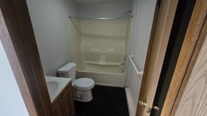 Building Photo - 94 16th Ave