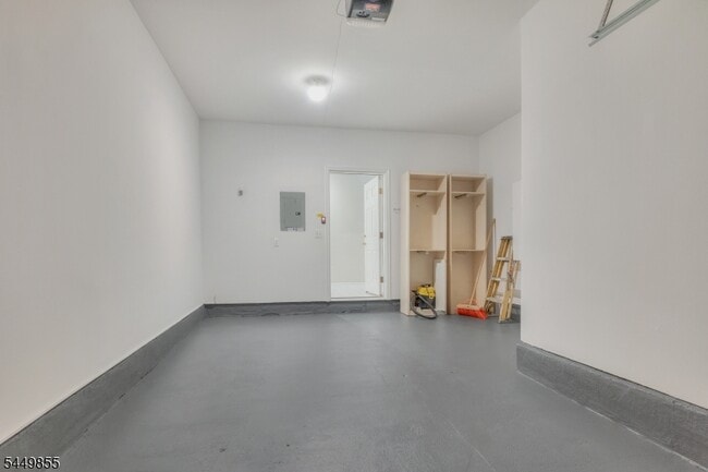 Building Photo - 408 Kensington Ln