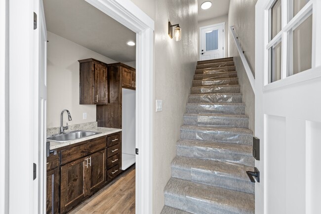 Building Photo - 7857 Houston Lp