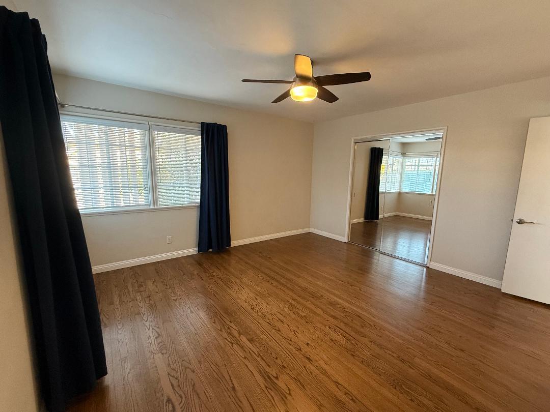 Second bedroom - 8552 Woodley Ave