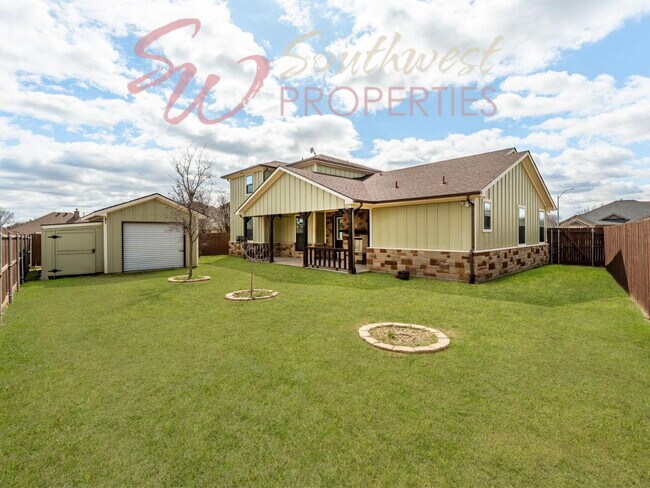 Building Photo - Stunning 5 bedroom, 3.5 bath in Elk Ridge Estates!