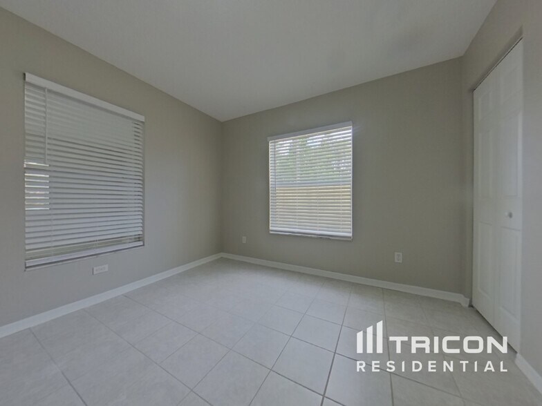 Building Photo - 3044 Juniper Dr