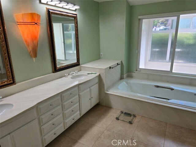 Building Photo - 6759 Alta Vista Dr