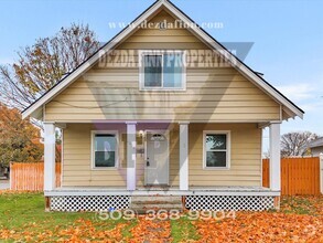 Building Photo - Charming 4-Bedroom North Spokane Home Avai...