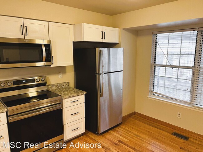 Building Photo - 2 br, 1.5 bath House - 6812 E Briarwood Dr
