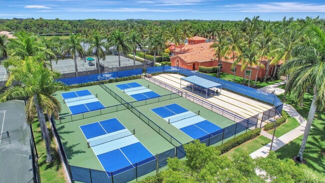 Building Photo - 9925 Via Elegante