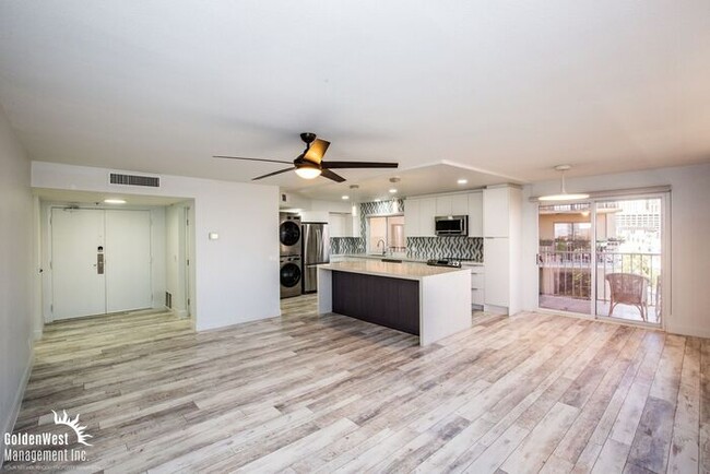 Building Photo - High end upgraded 2Bdm 2Ba Condo minutes f...