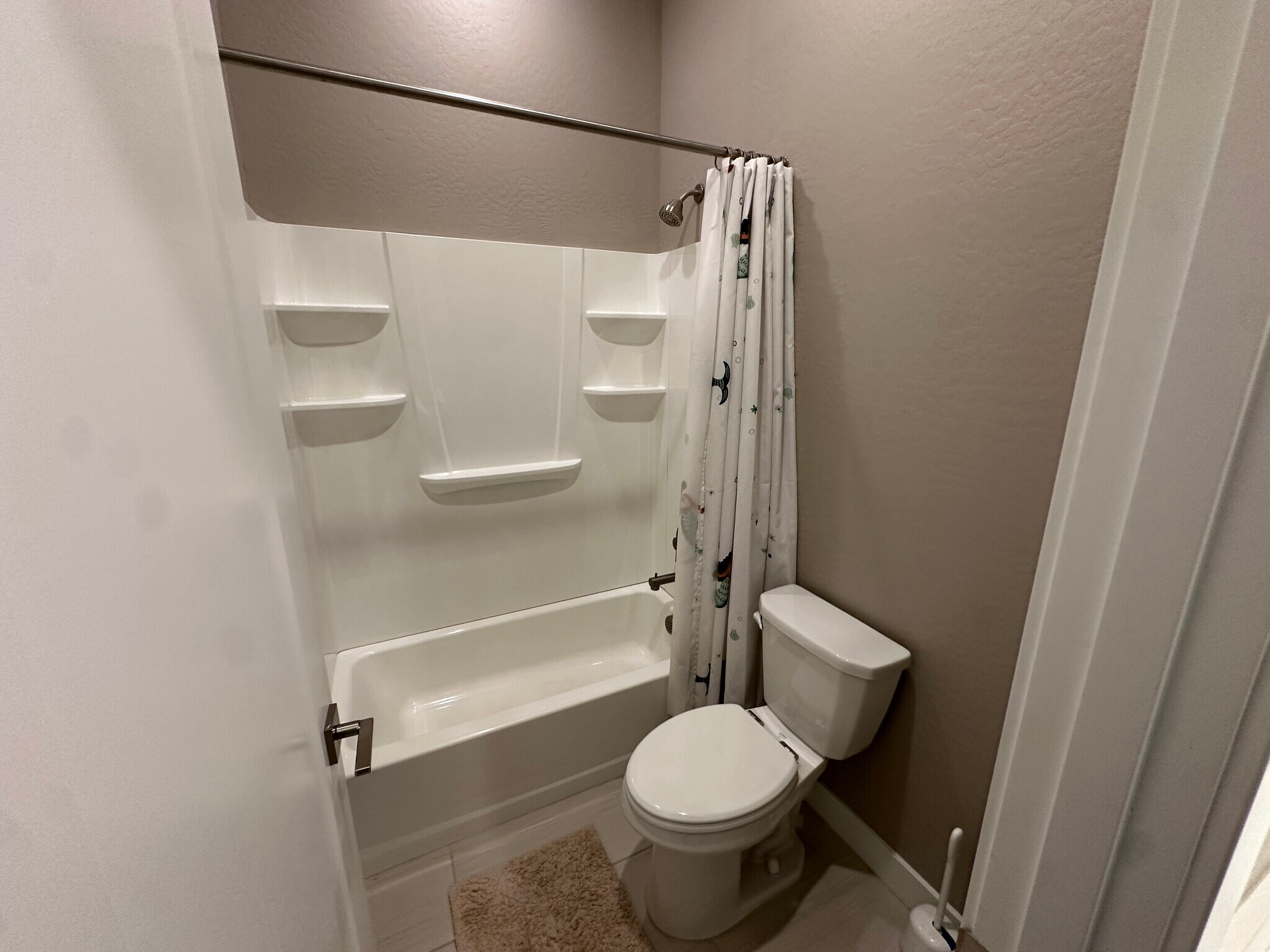 Building Photo - 1140 E Cherrywood Pl