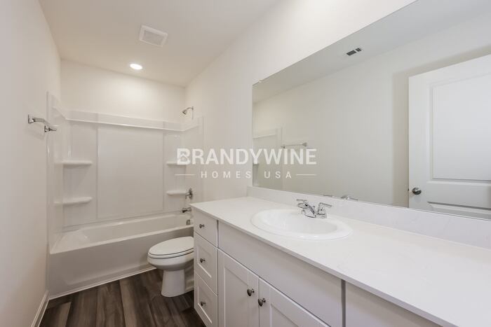 Building Photo - 8301 Sniptoe Dr