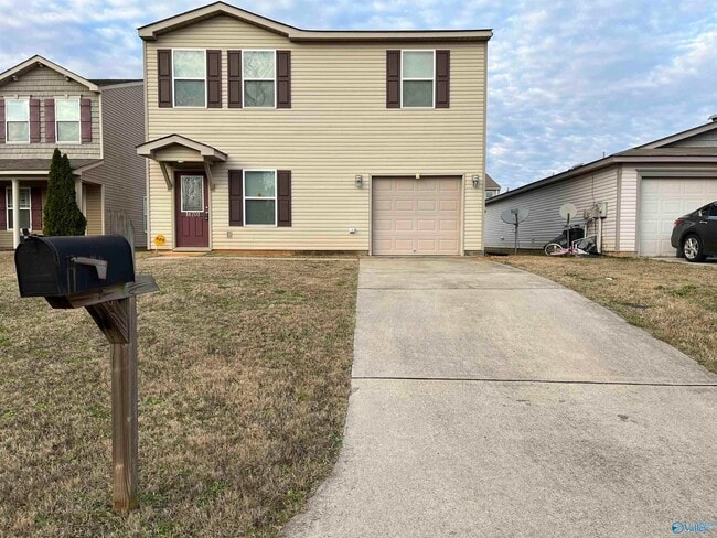 Building Photo - 16701 Wellhouse Dr