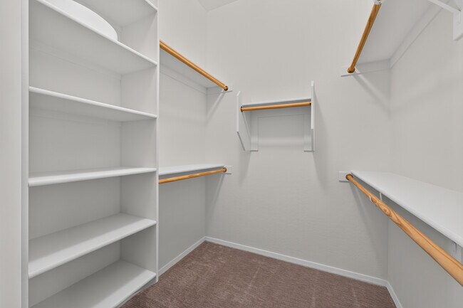 Building Photo - 16864 W Hammond St
