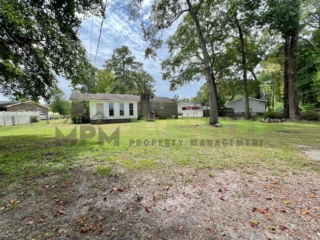 Building Photo - 357 Creighton Dr