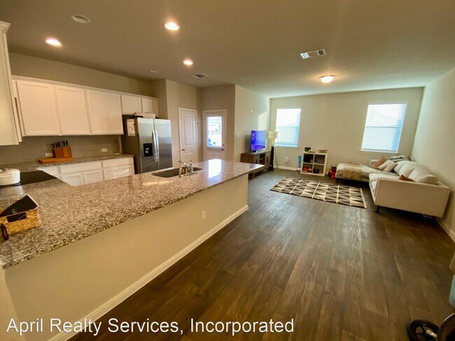 Building Photo - 3 br, 2 bath House - 130 Lullaby Ln