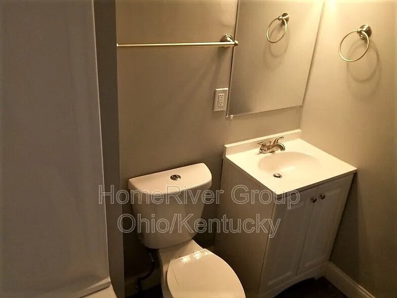 Building Photo - 2237 Gerbert Rd