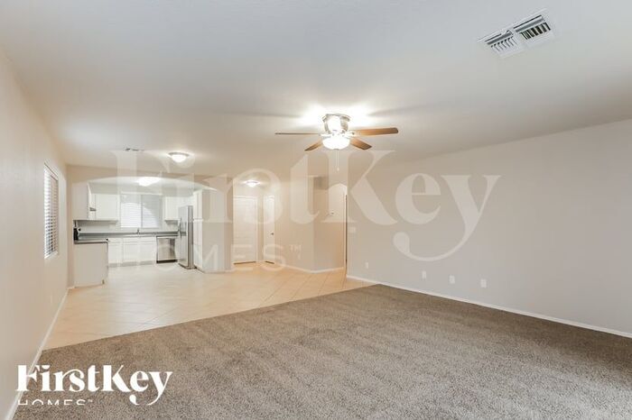Building Photo - 8330 W Hughes Dr
