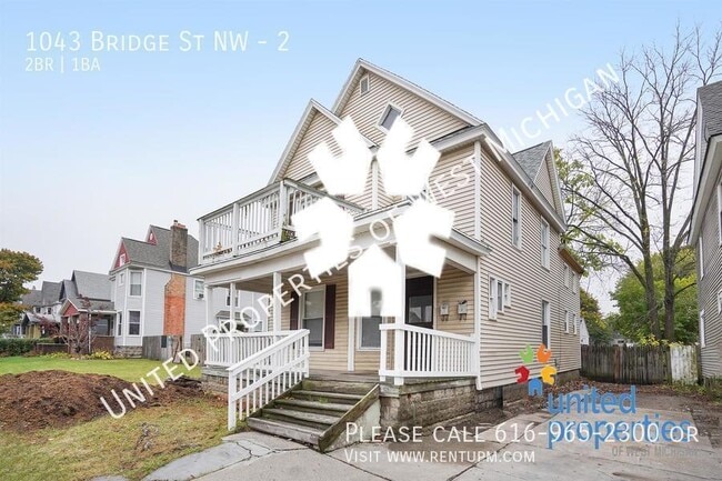 Building Photo - Available Now | Upper 2 Bedroom 1 Bath Apa...