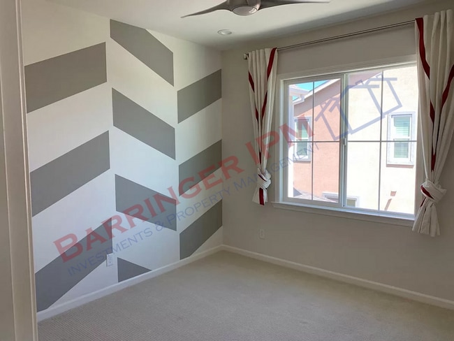 Building Photo - House is occupied *DO NOT DISTURB TENANTS* Call office with any questions