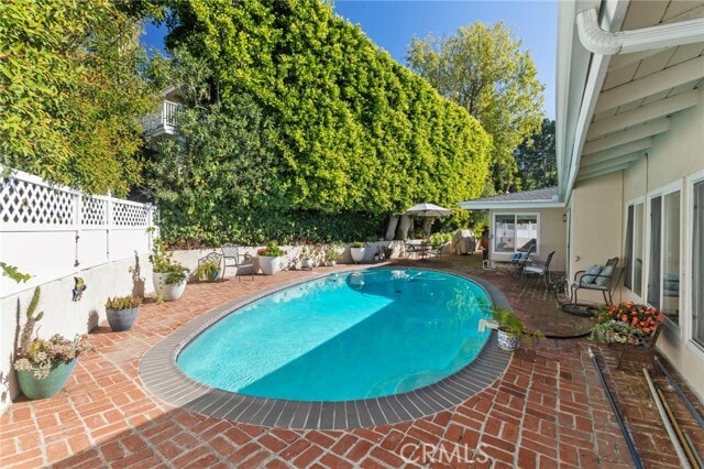 Building Photo - 2390 Nalin Dr