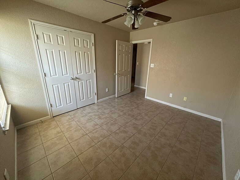 Building Photo - 1210 Powder River Dr