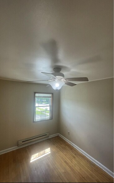 Building Photo - 1325 9th St S