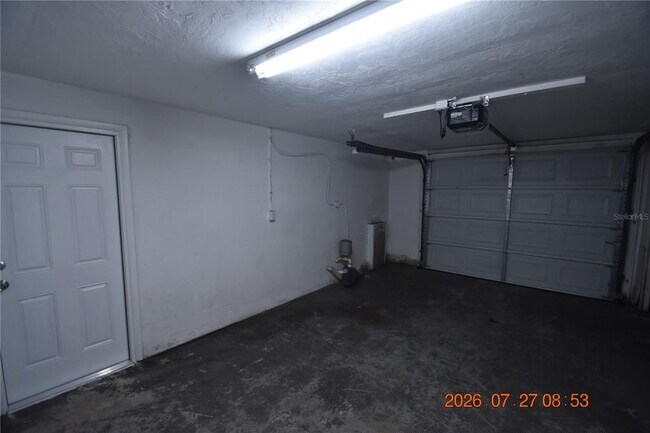 Building Photo - 3221 Topp Dr