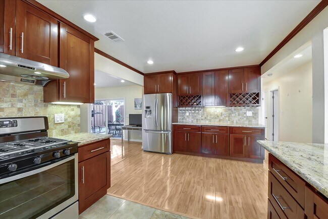 Building Photo - Beautifully Updated Single Family Home with Sparkling Pool