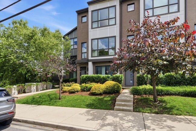 Building Photo - Modern Turnkey Townhome Steps from 12 South | 3BD/3.5BA | Garage, W/D & HOA Included — $3,695/Mo