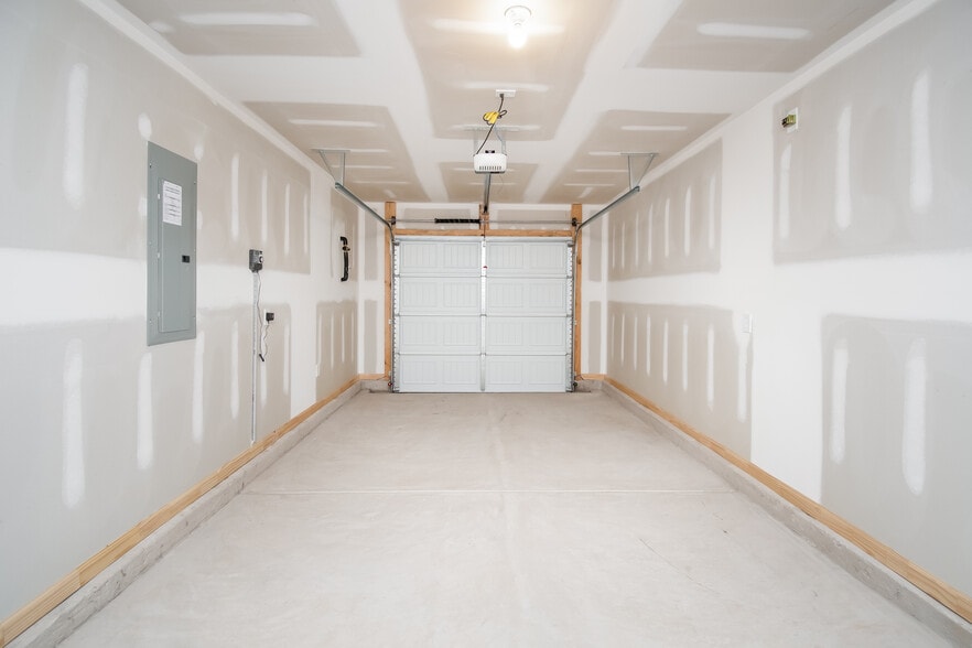 Building Photo - 925 Dawsons Park Wy