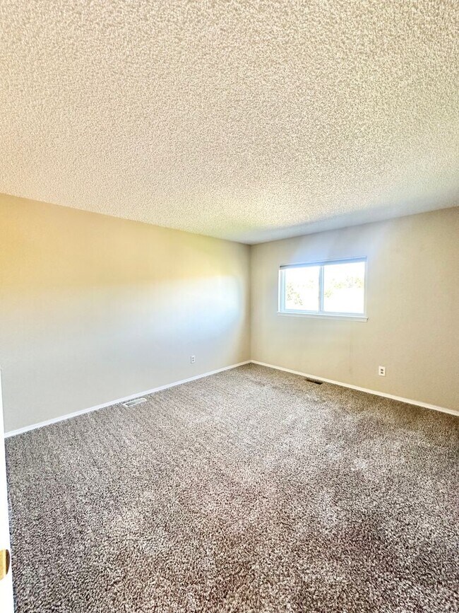 Building Photo - Beautiful home on Sausalito for rent!