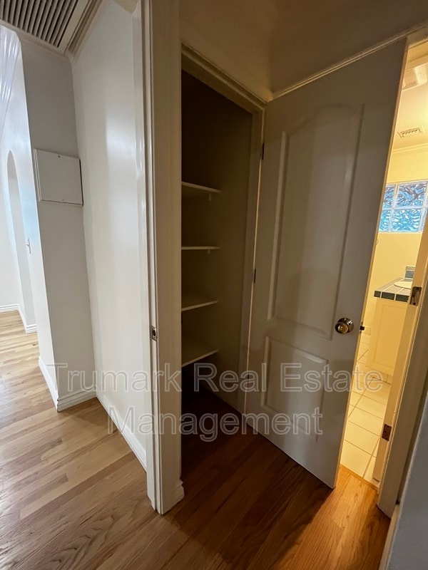 Building Photo - 4508 Rockland Pl