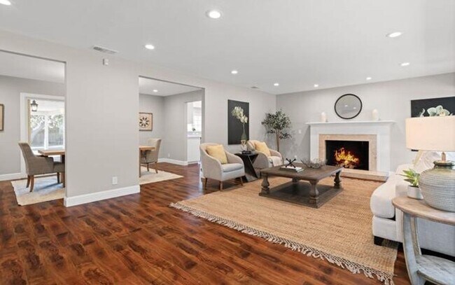 Building Photo - Beautiful Single-Story Home with Pool in Prime Concord Location –