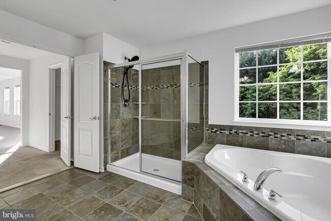 Building Photo - 40560 Aldie Springs Dr