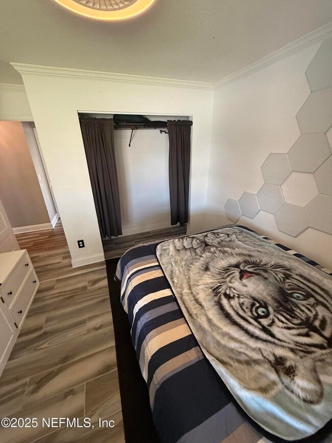 Building Photo - 4026 Cedar Island Rd E