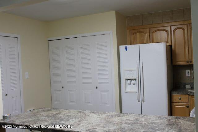 Building Photo - 134 Amberly Dr