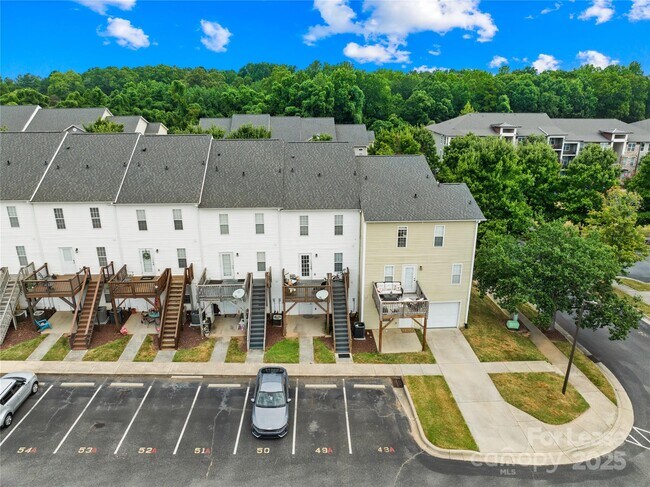 Building Photo - 118 Steam Engine Dr